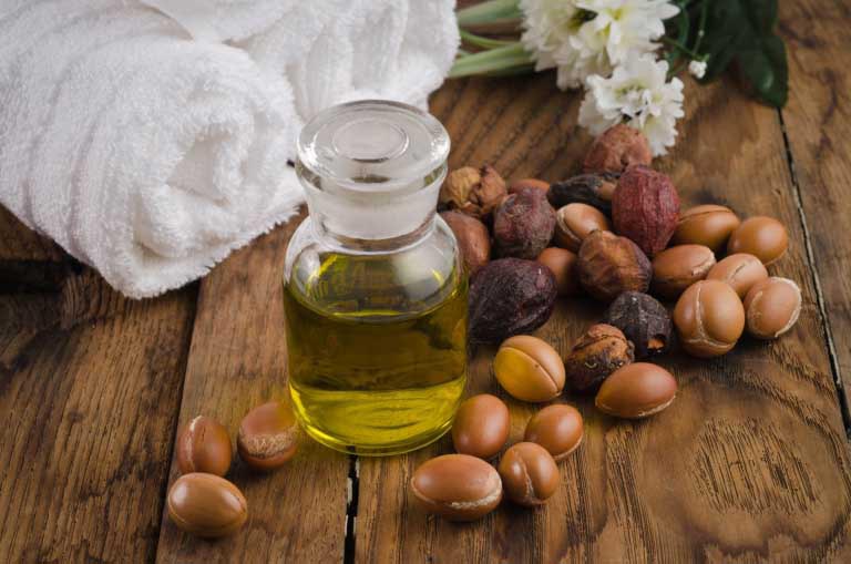 Olio di Argan e Bellezza | Benefici per Pelle, Capelli | Usi Cosmetici