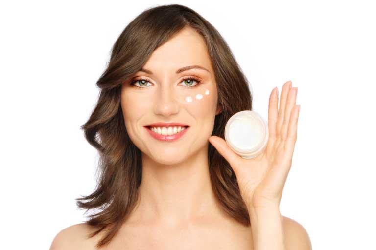 Pullulano nei Cosmetici | A Cosa Serve? Proprietà Antirughe