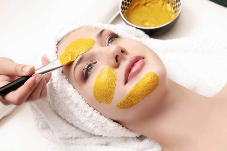 Retinoidi per la Pelle | Proprietà, Usi, Effetti Collaterali