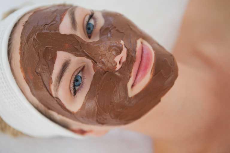 Maschera Peel Off Spiegata – Cos’è? Quali Benefici per la Pelle?