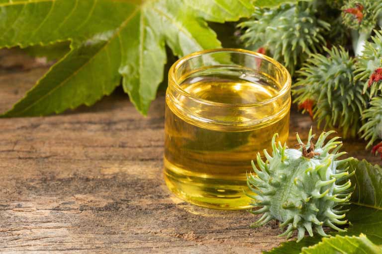 Castor Oil | Usi dell’Olio di Ricino come Cosmetico e Lassativo