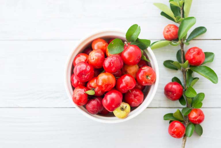 Acerola | Proprietà | Benefici di un Frutto Straordinario