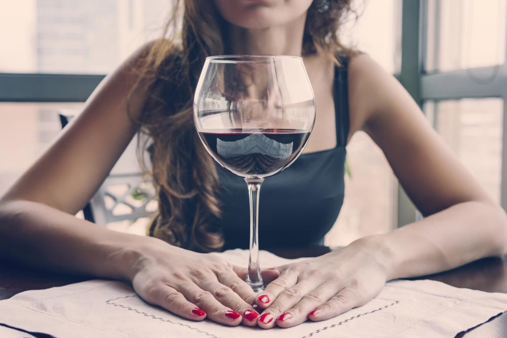 Alcol | Effetti sulla Pelle | Perché Fa Male?