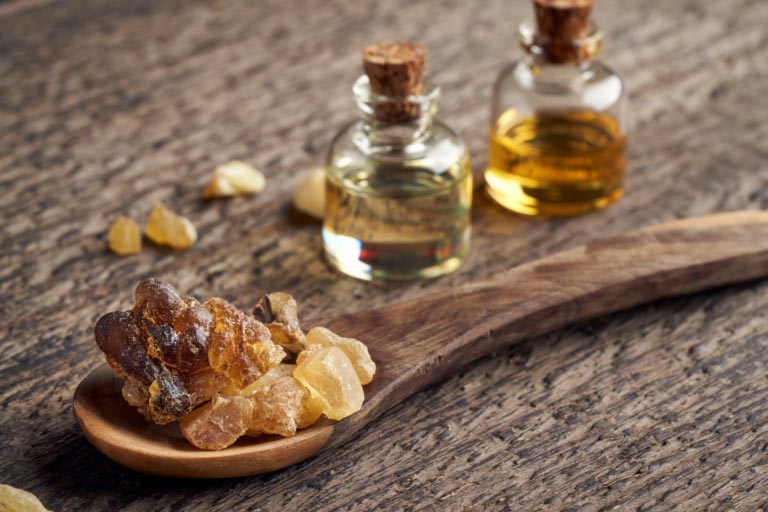Boswellia | Tutti i Benefici per Pelle e Articolazioni | Dosi e Rischi