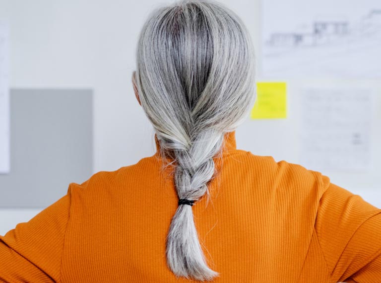 Capelli Bianchi | Cause, Rimedi | Dieta, Vitamine, Farmaci
