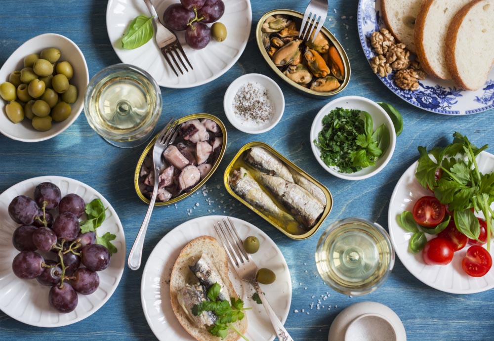Dieta Mediterranea | Cosa Mangiare | Esempio e Benefici