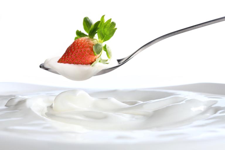 Yogurt Greco | Tutti i Benefici | Calorie, Dimagrimento, Salute