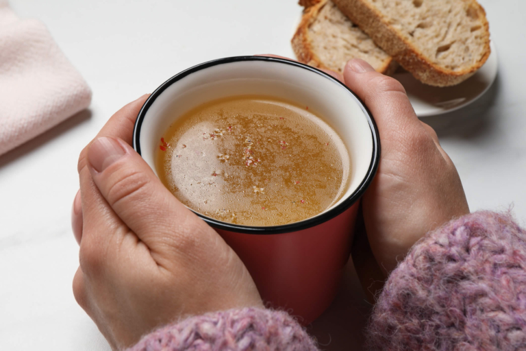 Brodo di Ossa | Fa Bene? Ricetta, Benefici e Rischi per la Salute